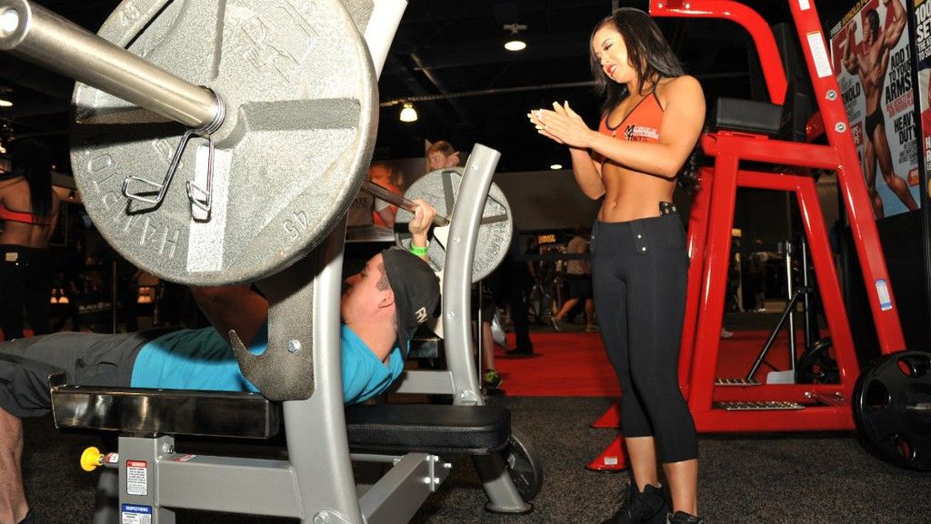 Expo-girls-5.jpg